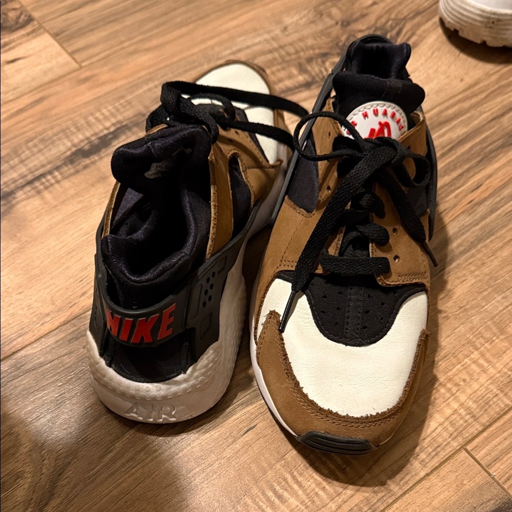 Nike Kids' Black, Brown, and White Sneakers